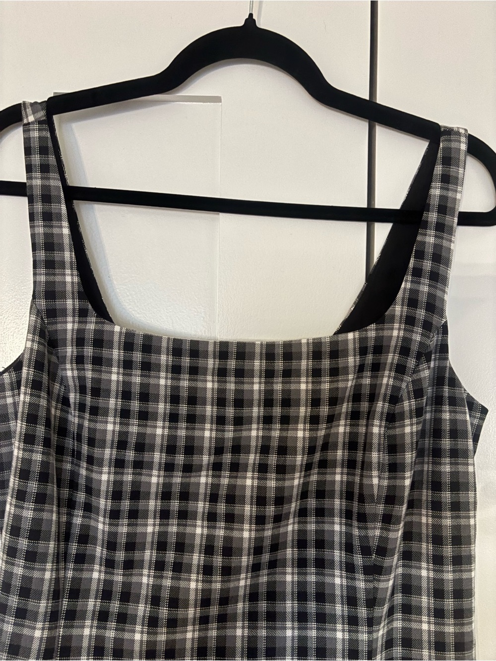 GAP Black & White Plaid Square-Neck Pleated Mini Dress - Picture 4 of 7